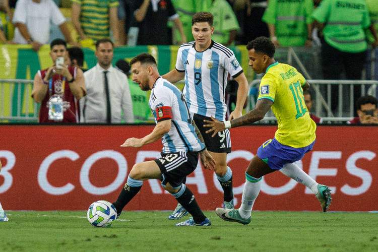 阿根廷巴西世预赛直播